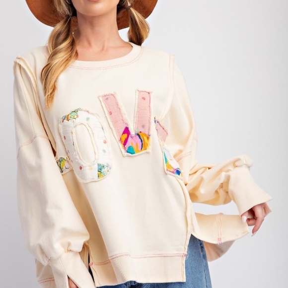 New Easel LOVE Pullover Oversized Sweatshirt Knit Patches Plus Size Top Cream - Picture 10 of 12